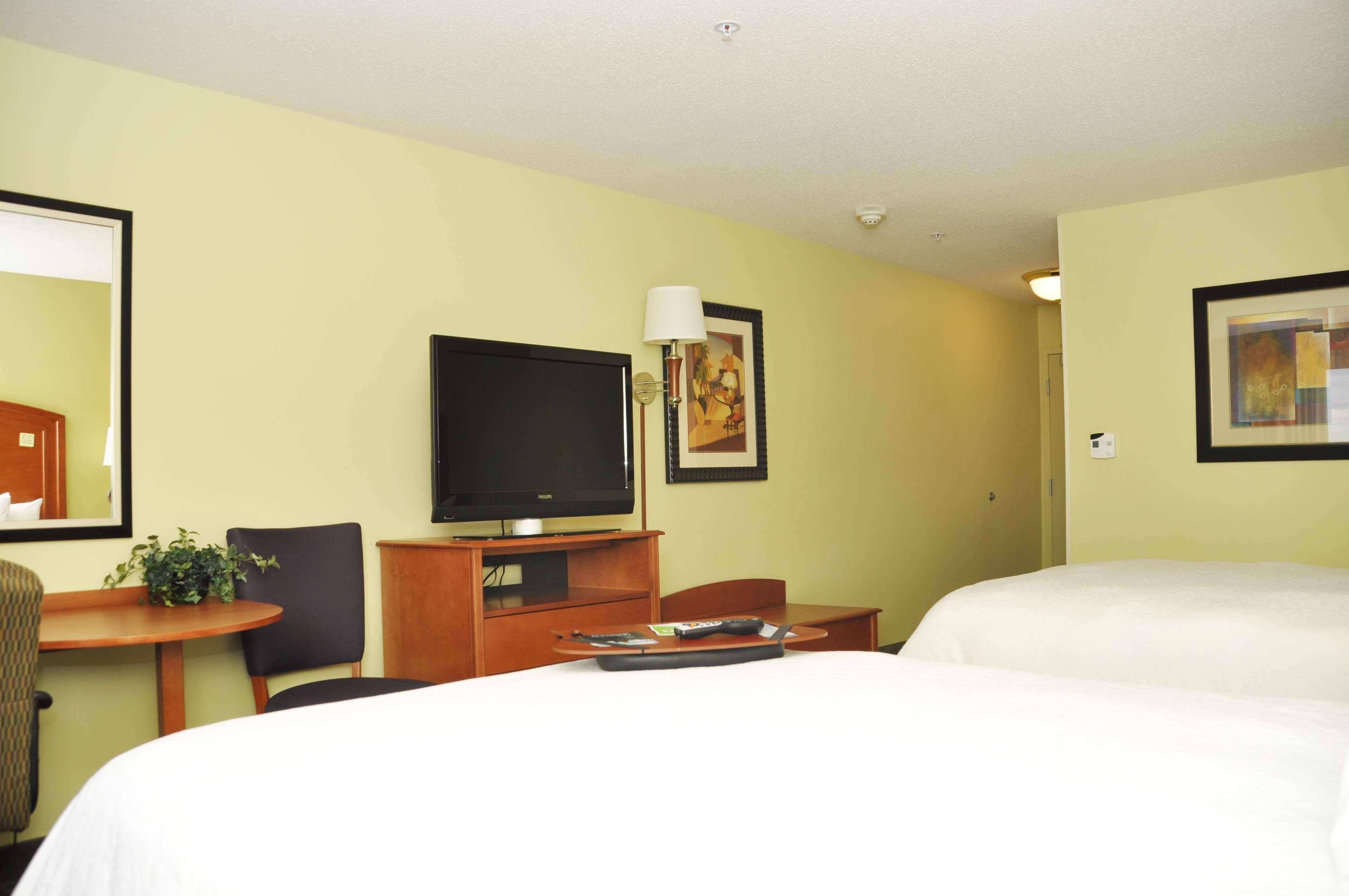 Hampton Inn Macomb Zewnętrze zdjęcie