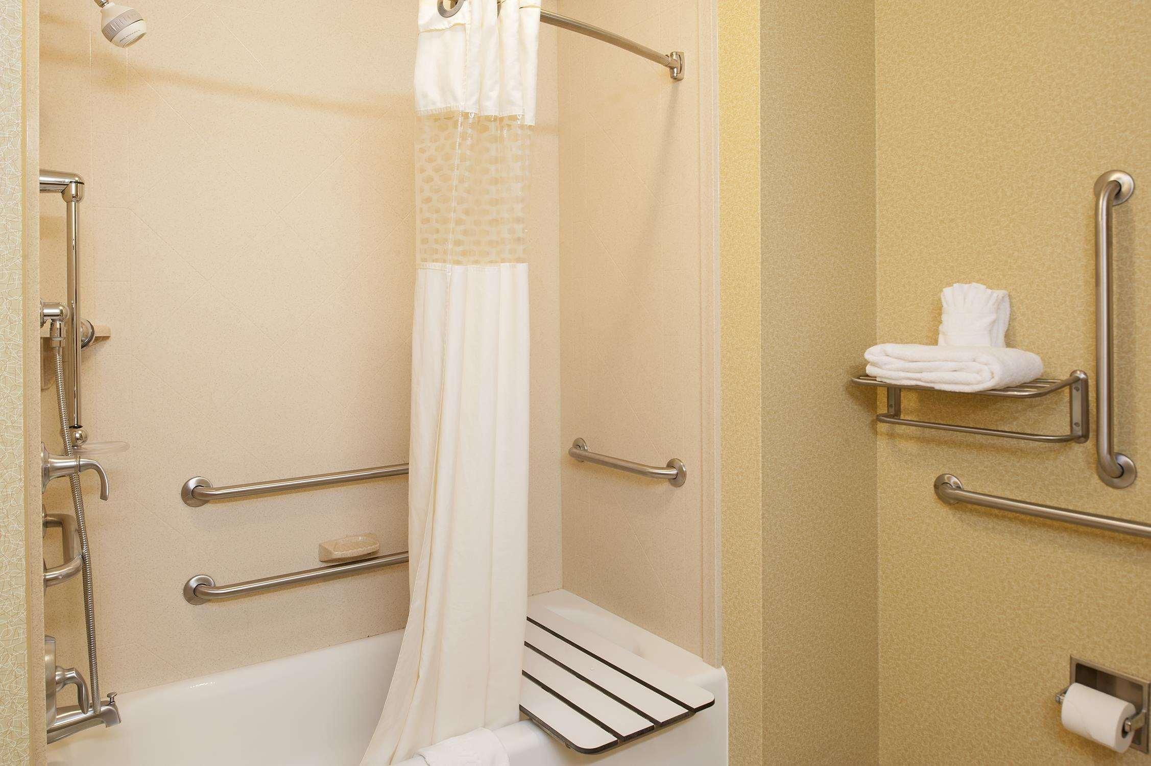 Hampton Inn Macomb Zewnętrze zdjęcie