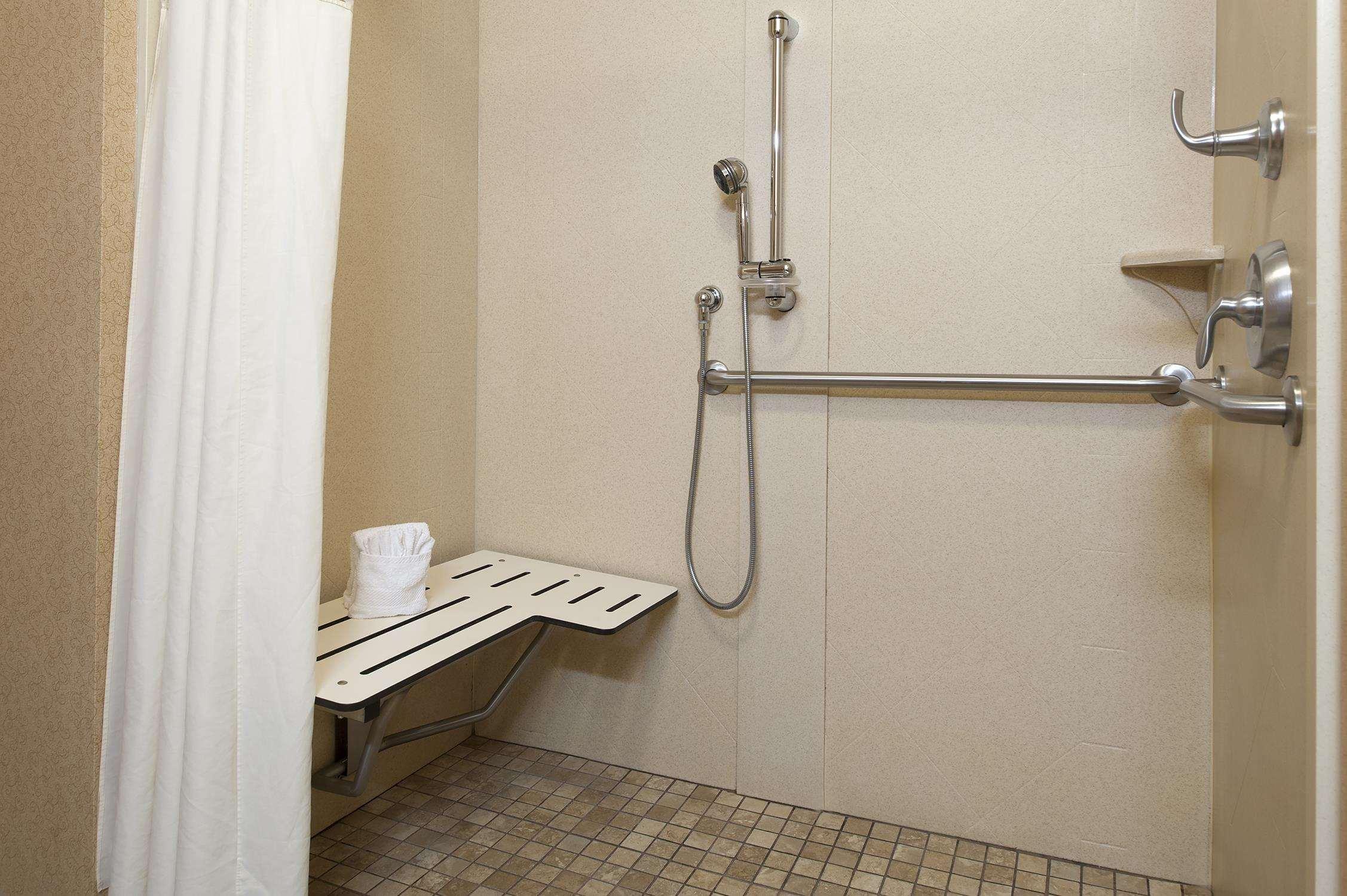 Hampton Inn Macomb Zewnętrze zdjęcie