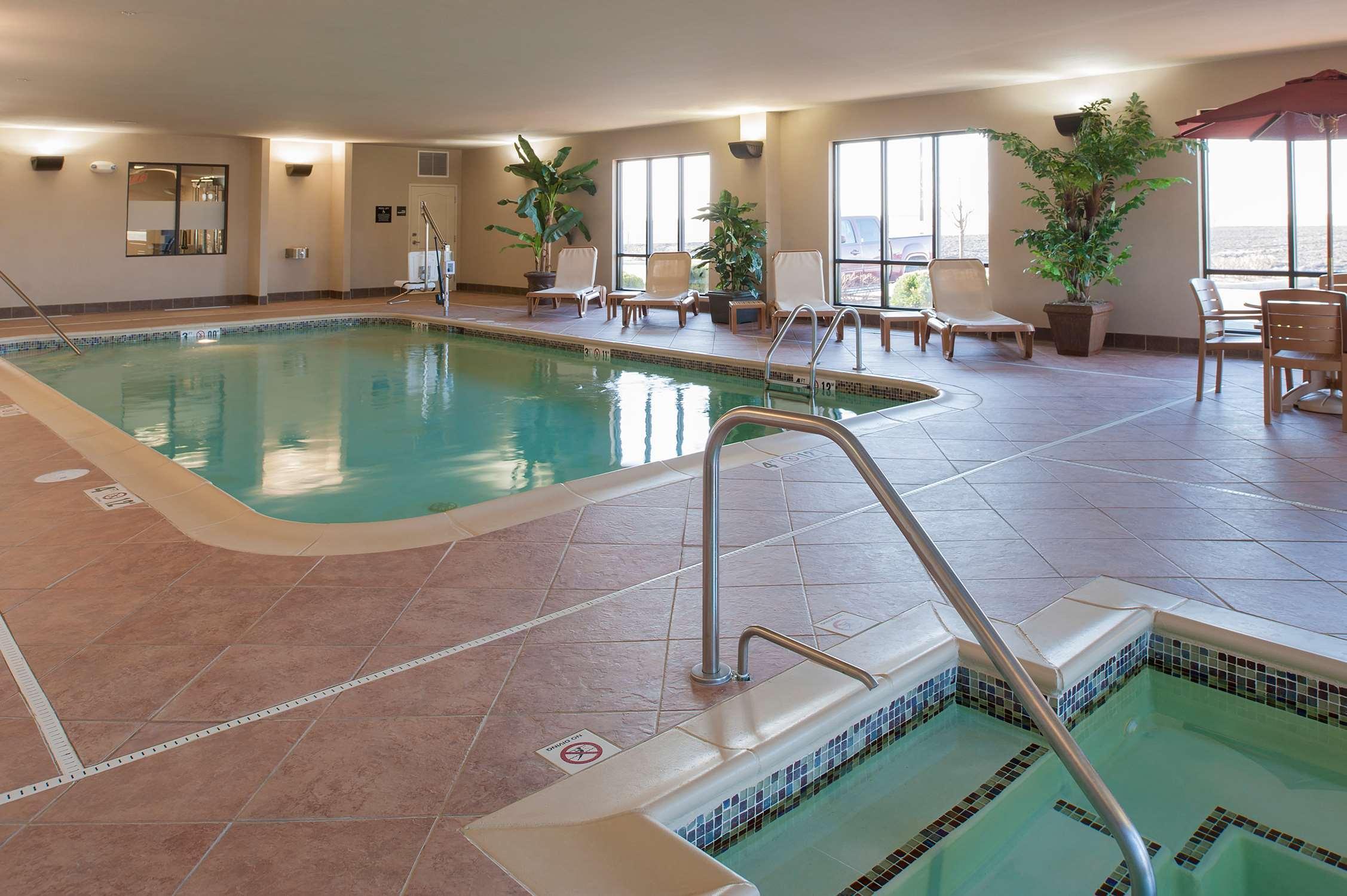 Hampton Inn Macomb Zewnętrze zdjęcie