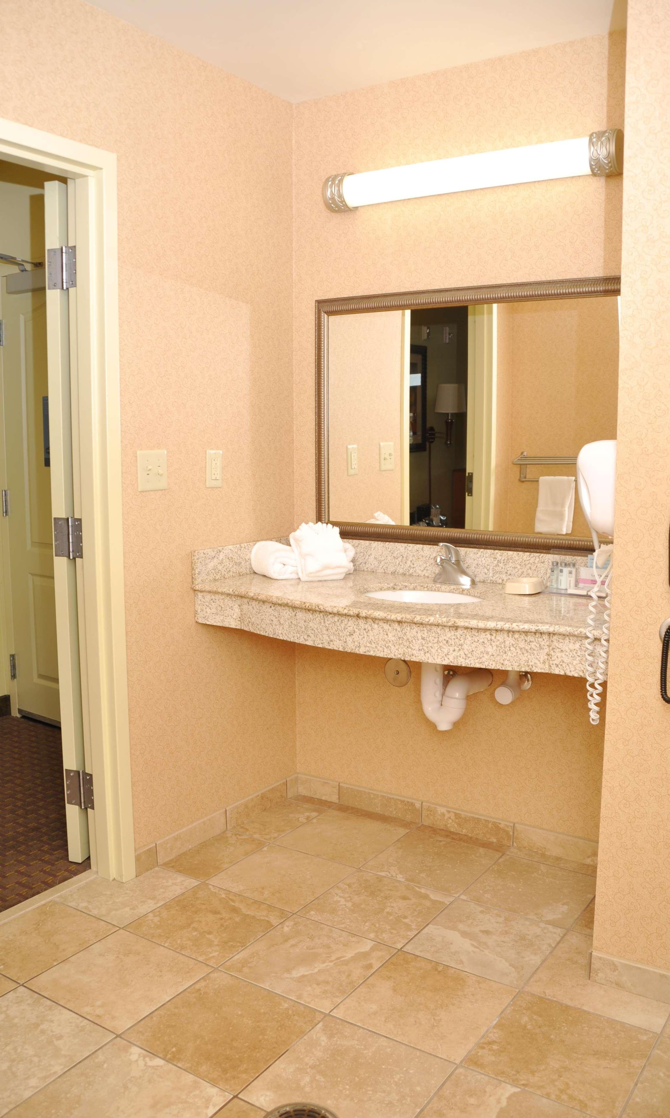 Hampton Inn Macomb Zewnętrze zdjęcie