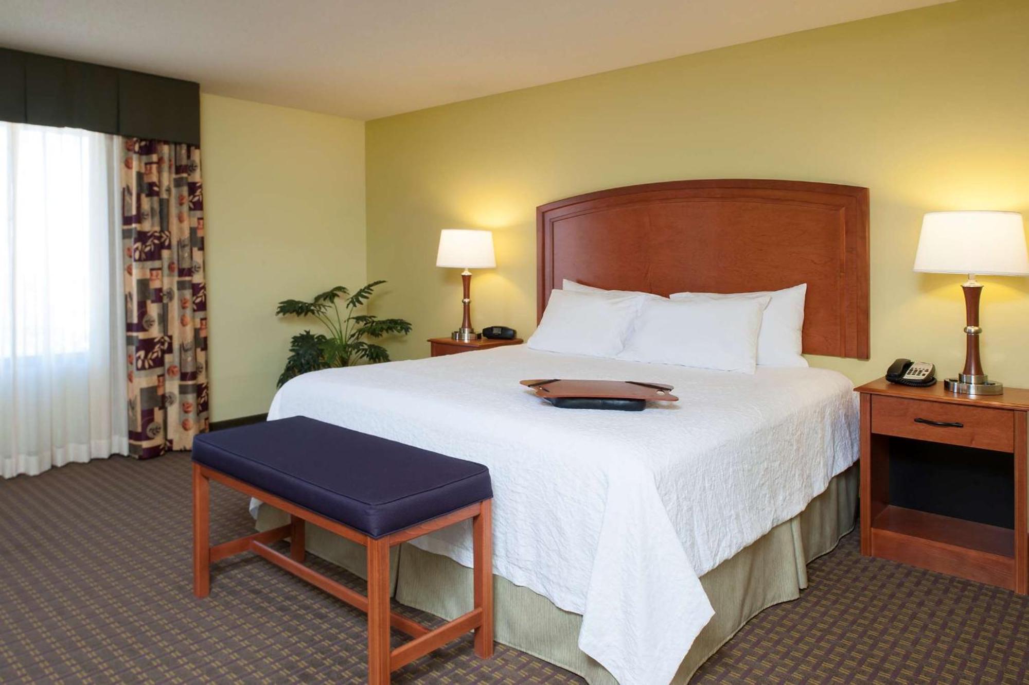 Hampton Inn Macomb Zewnętrze zdjęcie