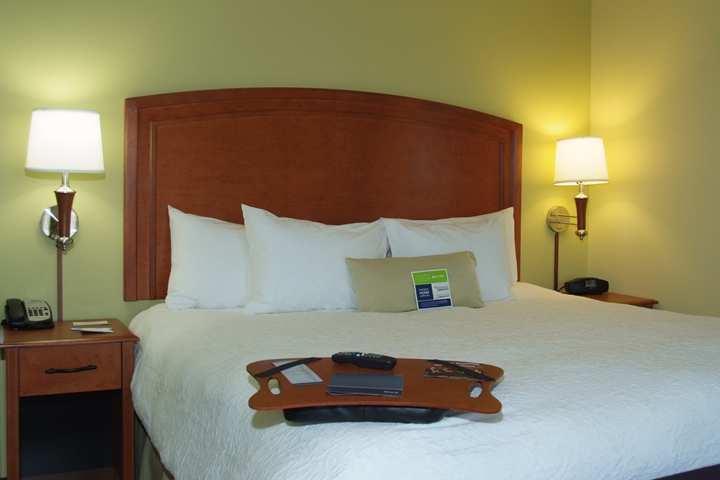 Hampton Inn Macomb Pokój zdjęcie